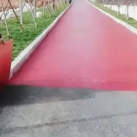 南京​ 彩色路面喷涂翻新是一种低成本